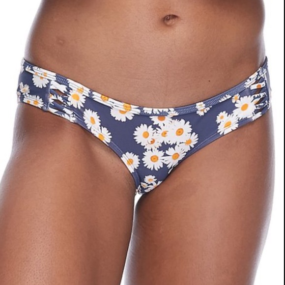 Eidon Surf | Rebel Bikini Bottoms - Picture 2 of 5